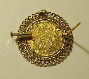 Zlatý dukát se sponou - 2
