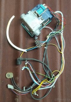 Prodám kabely/dráty/ hořák ke kotli Protherm panther 15 koo - 2