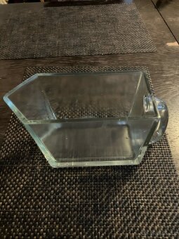 Skleněné dózy - 2