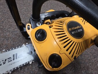 Motorová pila Riwall PRO RPCS 2530 - 2