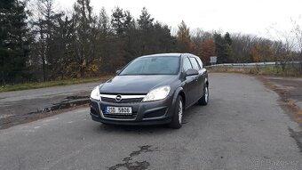 Opel Astra H Caravan 1.8 benzin 103kW - 2