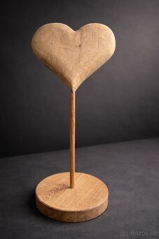 Dubové srdce s mašlí - 2