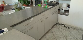 Prodejní pult - 2