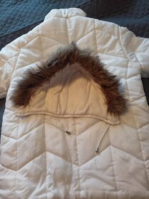 Dámská zimní bílá bunda vel. XL/XXL odepínací kapuca - 2
