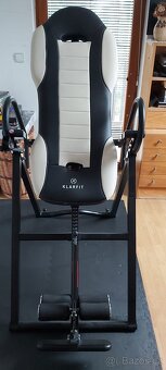 Inverzní lavice na uvolnění páteře KLARFIT - 2
