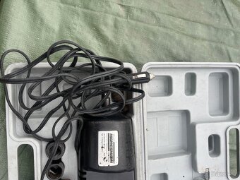Rázový utahovák Mannesmann - elektrický do auta na 12V - 2