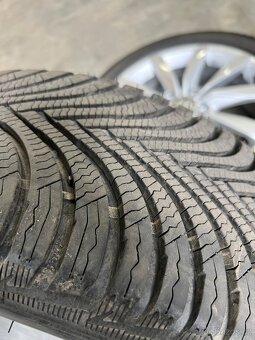ALU KOLA 17” VW, MICHELIN 205/50 R17 - 2