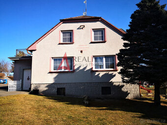 Prodej rodinného domu, 280m2, Zlátenka, okr. Pelhřimov - 2