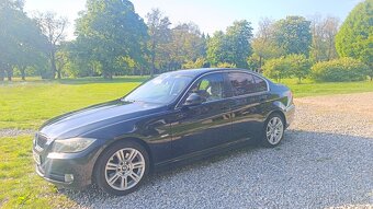 BMW E90 325d - 2