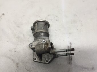 VW GOLF 4 1.6 74KW - EGR VENTIL 06A 131 229 / 06A 131 166 - 2