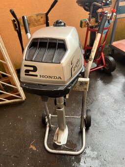 Lodni motor Honda BF 2hp 4takt, vaha 12kg - 2