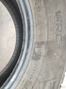 Pneu 215/70 R15 C - 2
