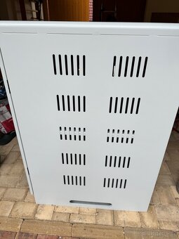 Skříň (rack) na technologii fotovoltaiky - 2
