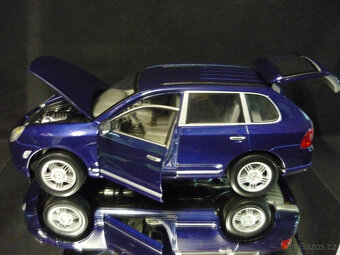 Porsche Cayenne S Maisto 1/18 - 2