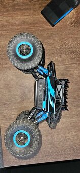 RC auto Rock Crawler HB 2.4GHz 1:18 modré - 2