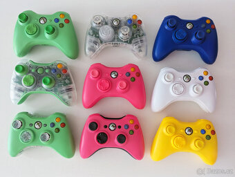 Barevné ovladače Xbox 360 - jako nové, Praha - 2