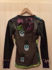 Dámské tričko značky Desigual vel. S. - 2