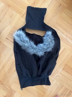 Nosicí bunda La Tulia černo-stříbrná s ornamentem (2 v 1) - 2