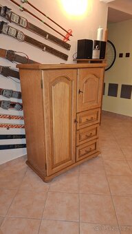 Rustikální komoda - Masivní dveře - 2