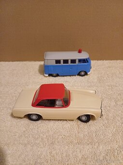 Mercedes a volkswágen kdn. - 2