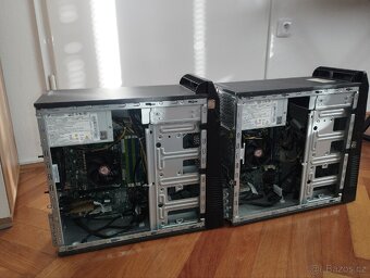 2x Lenovo ThinkCentre M79 - 2