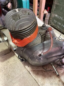 Motor Jawa 250/353 - 2