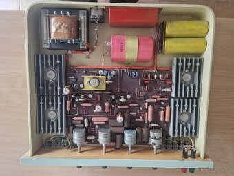 Reproduktory,zesilovač - 2