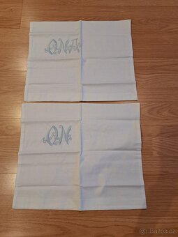 Polštářky s výšivkou - 2