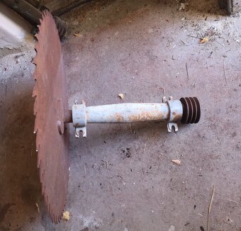 Prodám hřídel na cirkularku a štipačku - 2