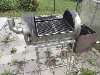 Prodám grill (domaděl) - 2