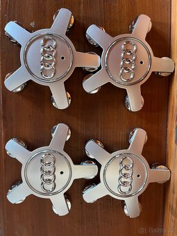 4 x pokličky Audi - 2
