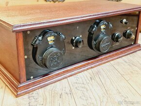 Krásné starožitné rádio, truhlička, USA, 20 léta - 2