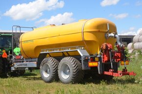 Cisterna LAUMETRIS PTL-16V s aplikátorem na digestát - 2