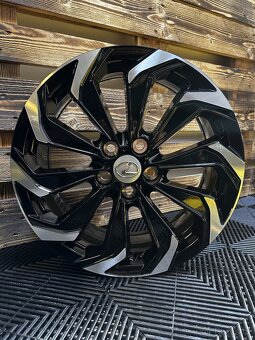 Lexus UX - orig. ALU disky 5x114,3 R18 - 2