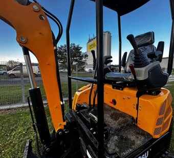 minibagr, motor Kubota, pásový bagr, bagřík - 2