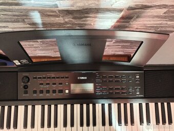 Klávesy Yamaha PSR-E383 - 2