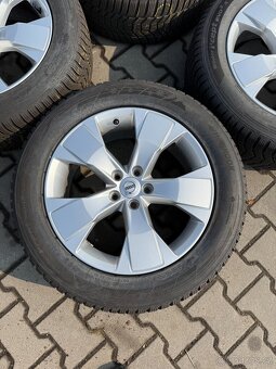 Kompletní Alu Volvo xc40 5x108r18 + 235/55r18 zimní - 2