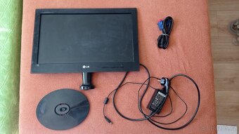 PC Monitor 19" - LG Flatron E1940 - 2