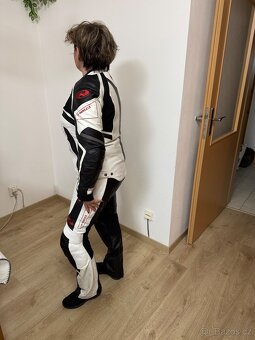 Dámská dvoudílná kožená kombinéza Held - 2