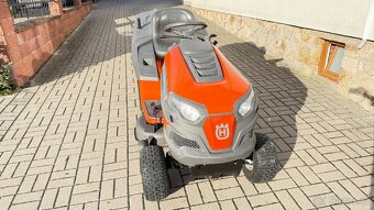 Zahradní traktor Husqvarna TC 238T - 2