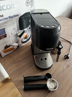 Kávovar SENCOR 4700BK Espresso 1rok v záruce - 2