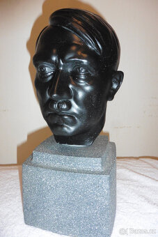 ADOLF HITLER velká busta 32cm/7,5kg signována - 2