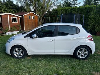 Peugeot 208 1.2i 60Kw r.v2014 Nové v ČR - 2
