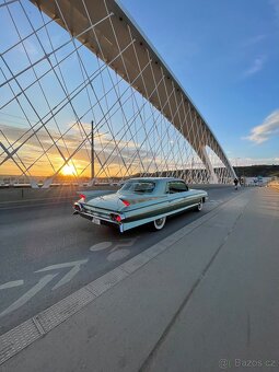 Cadillac Fleetwood / Sixty Special 1961 / PO RENOVACI - 2
