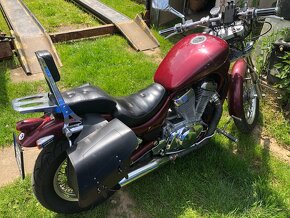 Suzuki Intruder 750 - 2
