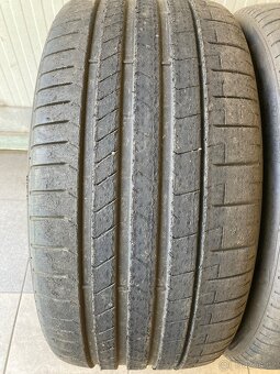 2x letni pneu 275/35/20 Pirelli Pzero - 2