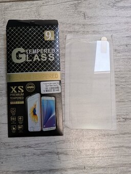 Tvrzené sklo pro telefon Xiaomi Redmi Note 8T - nové - 2