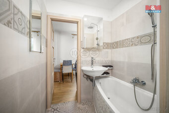 Prodej bytu 2+1, 47 m², Beroun, ul. Slapská, lodžie - 2