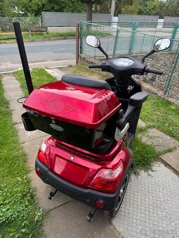 Tříkolový elektrický vozík Selvo 31000 - 2