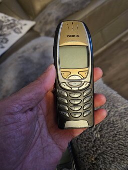Nokia 6310i - 2